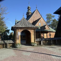 Budapest to Krakow One-Way Transfer Tour